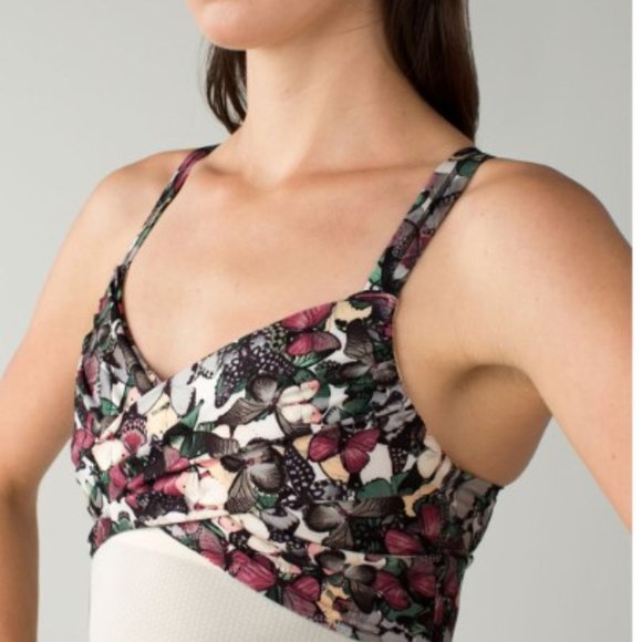 Lululemon Wrap It Up Tank Support Built-in Bra Sz 6 So Fly Butterfly Angel Wing - Picture 2 of 7